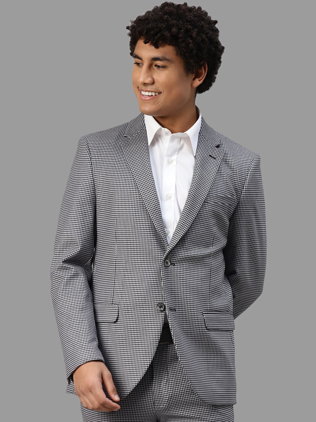 

Givo Single Breasted Notched Lapel Blazer, Grey