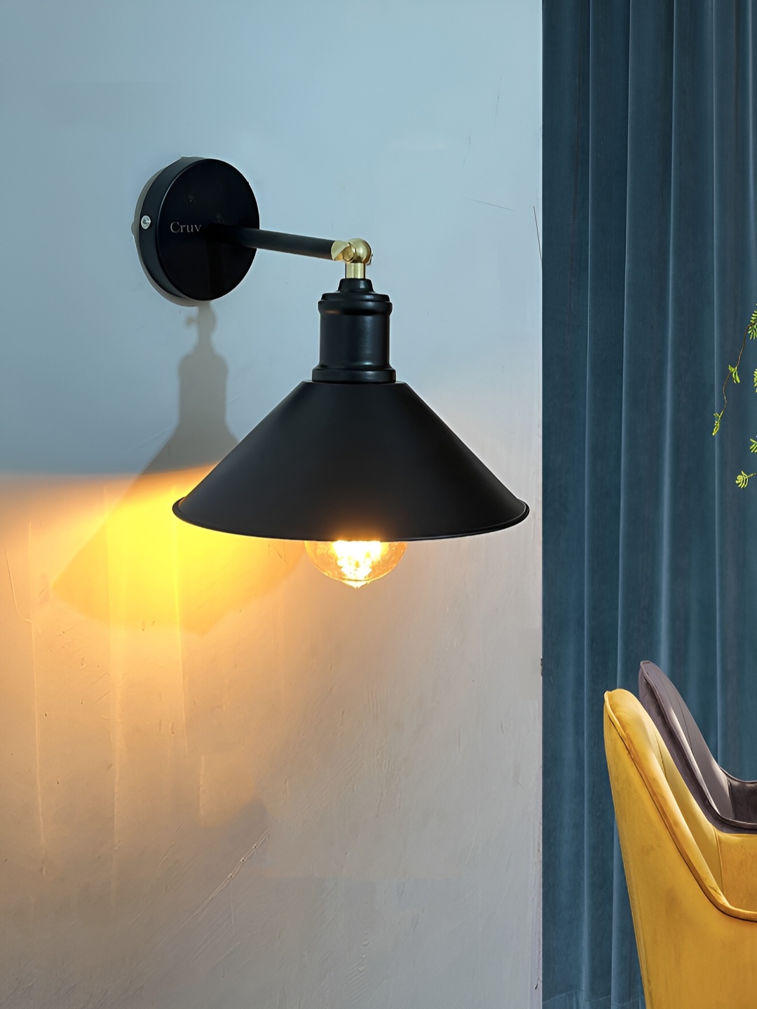 

Cruv Black Bell Shape Metal Wall Lamp