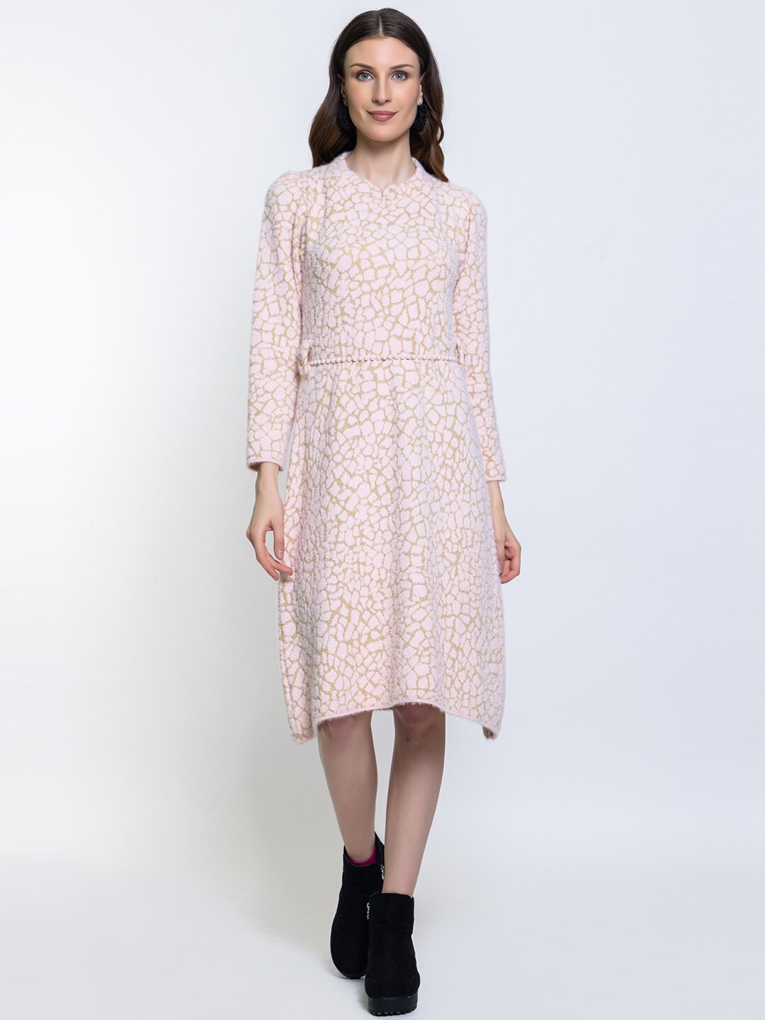 

Elthia Abstract Printed Round Neck Woollen Jumper Dress, Pink