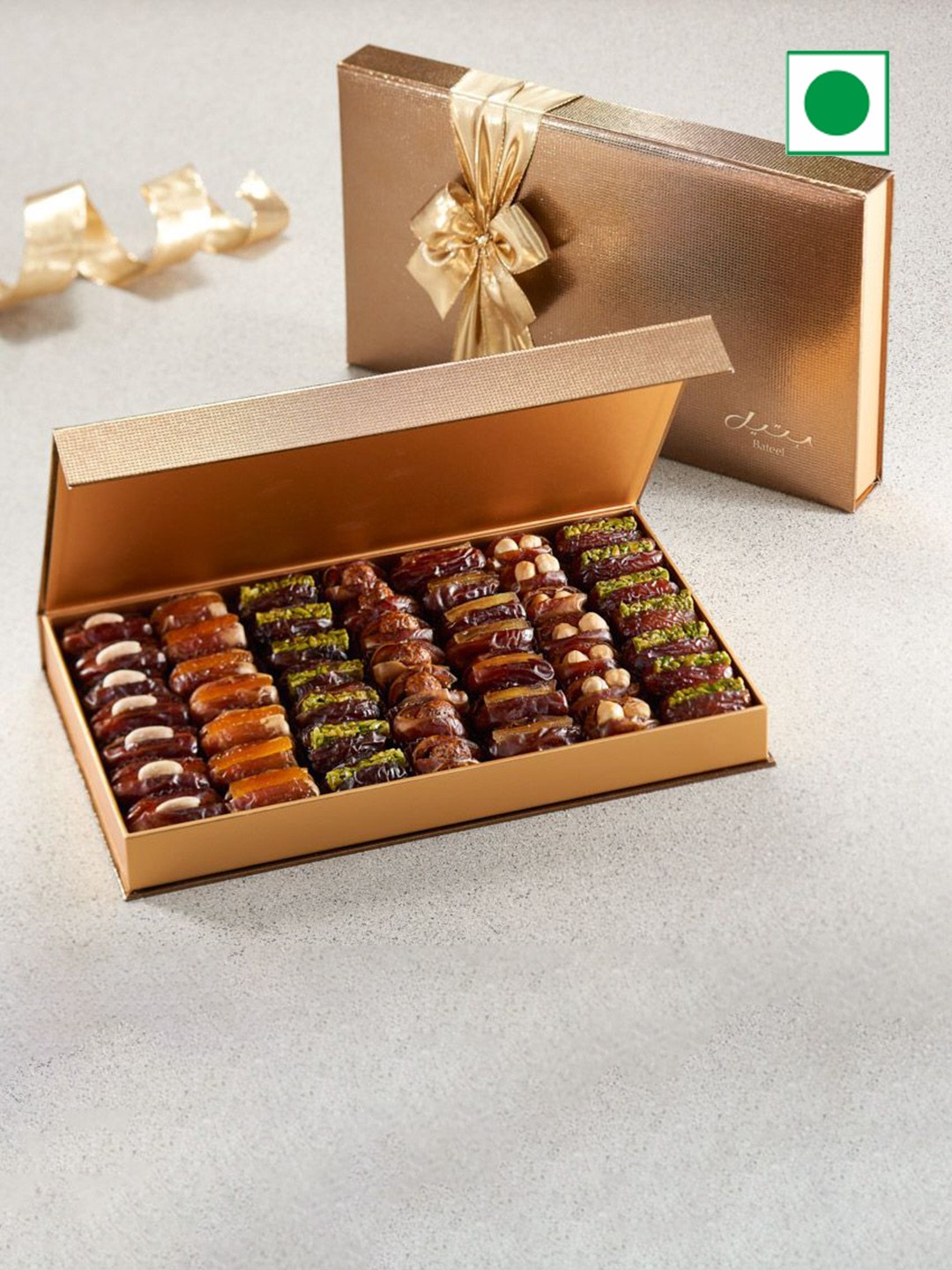 

Bateel Midas Assorted Filled Dates Gift Set- 980 gm, Brown
