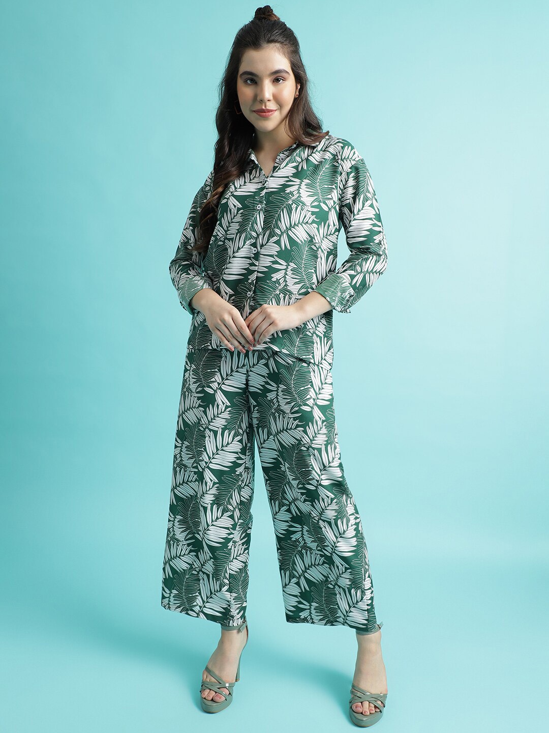 

HERE&NOW Floral Printed Shirt With Trousers, Green