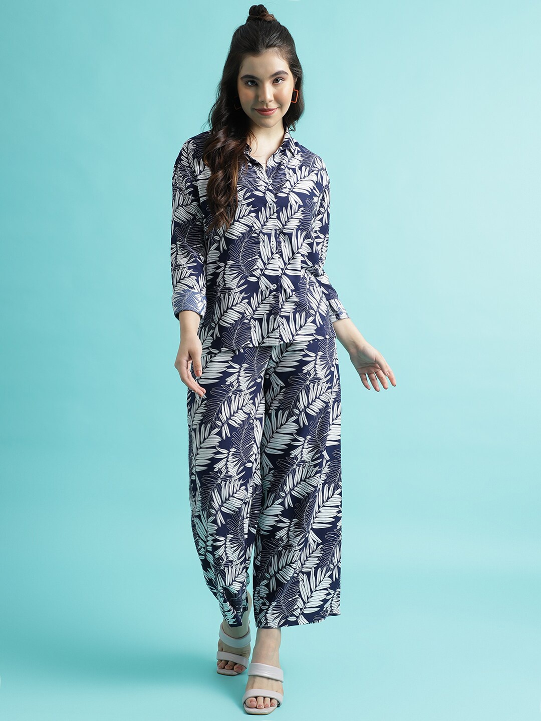 

HERE&NOW Tropical Printed Shirt With Trousers, Navy blue