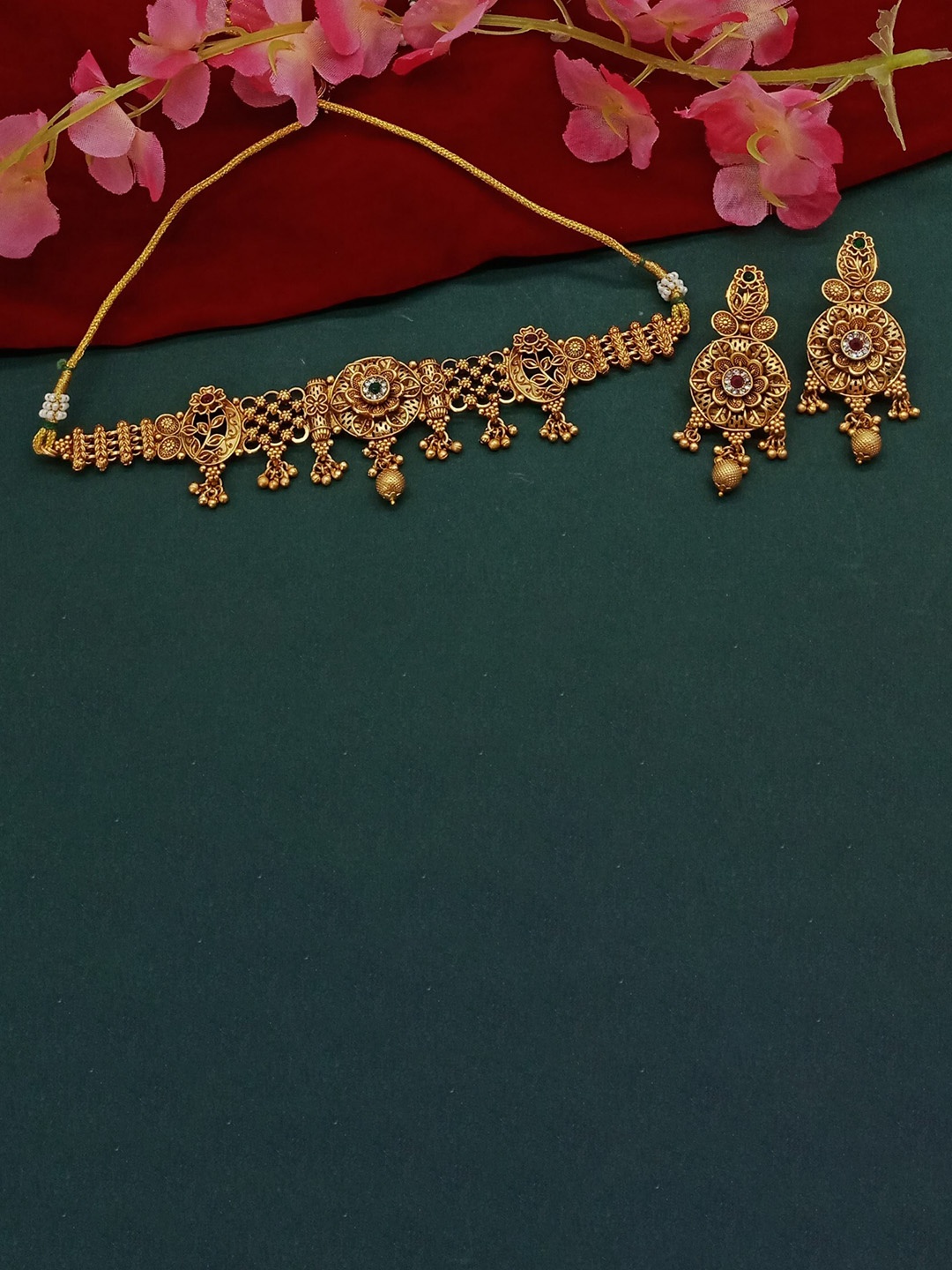 

AASHISH IMITATION Copper-Plated Jewellery Set