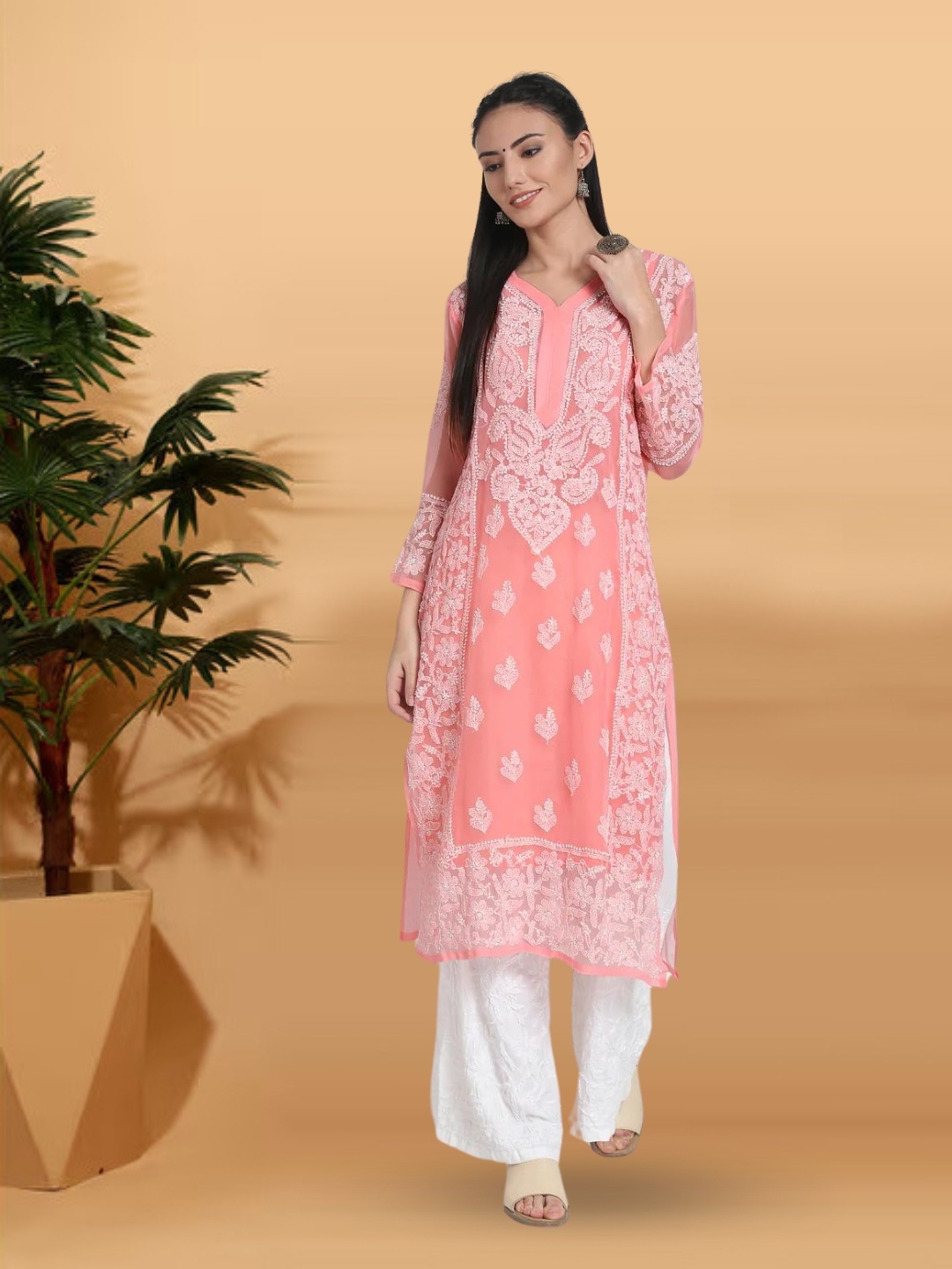 

PARAMOUNT CHIKAN Ethnic Motifs Embroidered Lucknowi Chikankari Georgette Kurta With Slip, Peach