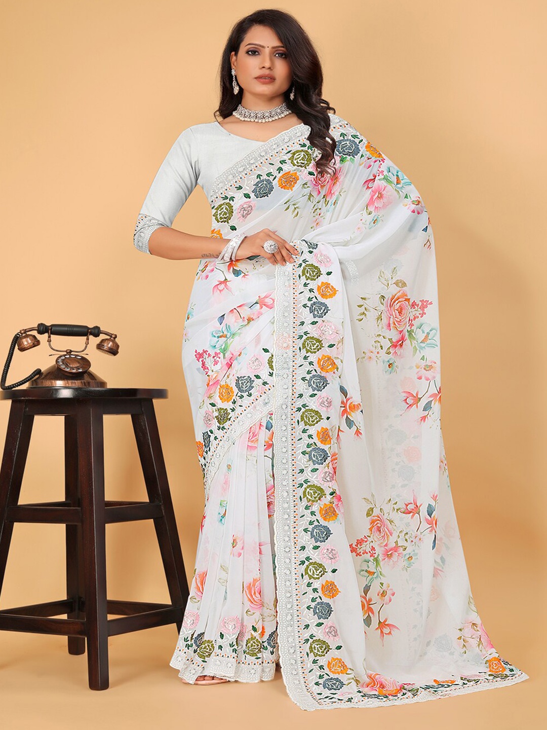 

Pionex Floral Printed Embroidered Saree, White