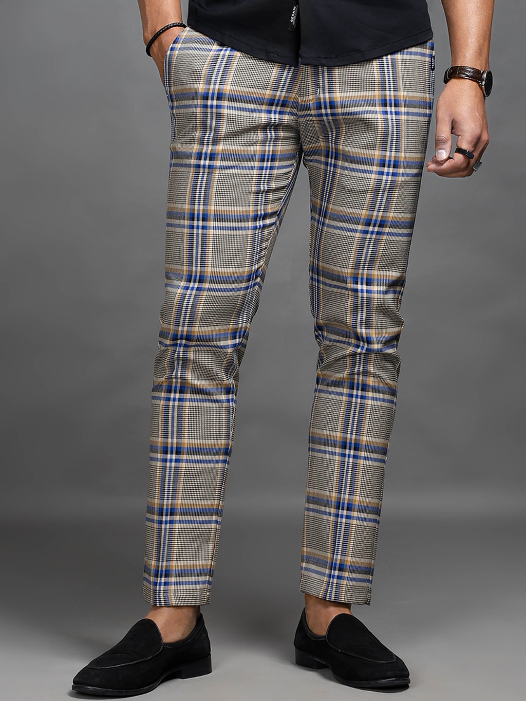 

CESARI LONDON Men Checked Relaxed Slim Fit Trouser, Beige