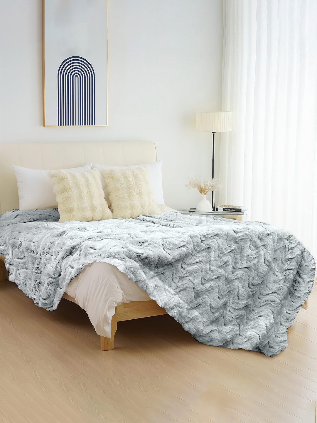 

Cortina Grey AC Room Double Rabbit Fur Twin Bed Blanket