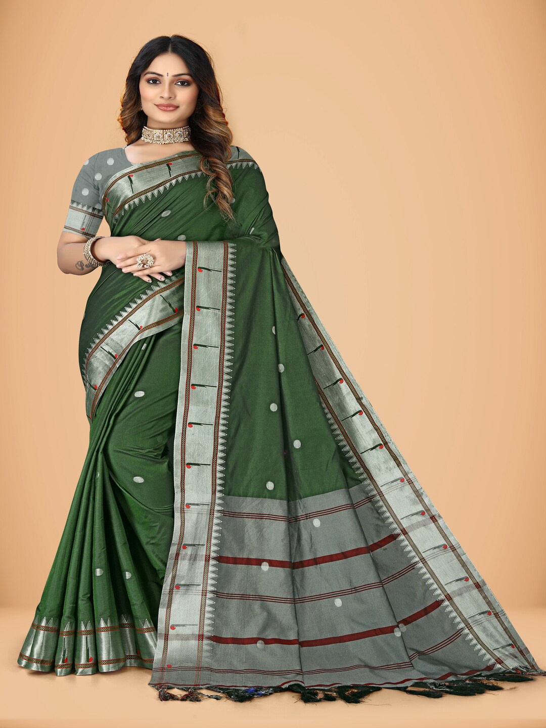 

MAHAMANTRA Ethnic Motifs Woven Design Zari Silk Cotton Banarasi Saree, Green