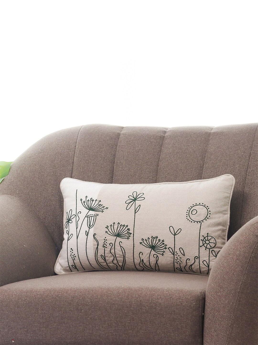

Pluchi Off White Cotton Rectangle Cushion Cover