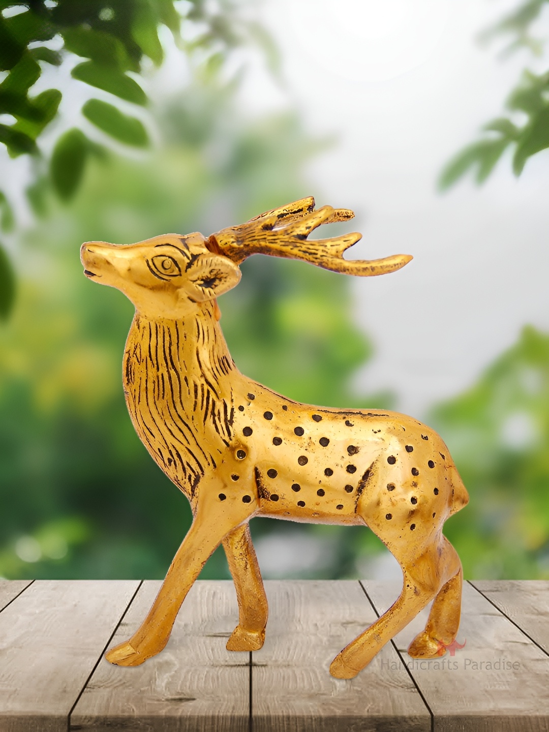 

HANDICRAFTS PARADISE Gold-Toned Deer Showpiece