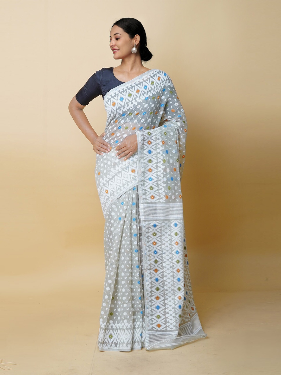 

Unnati Silks Ethnic Motifs Woven Design Cotton Silk Jamdani Saree, Grey