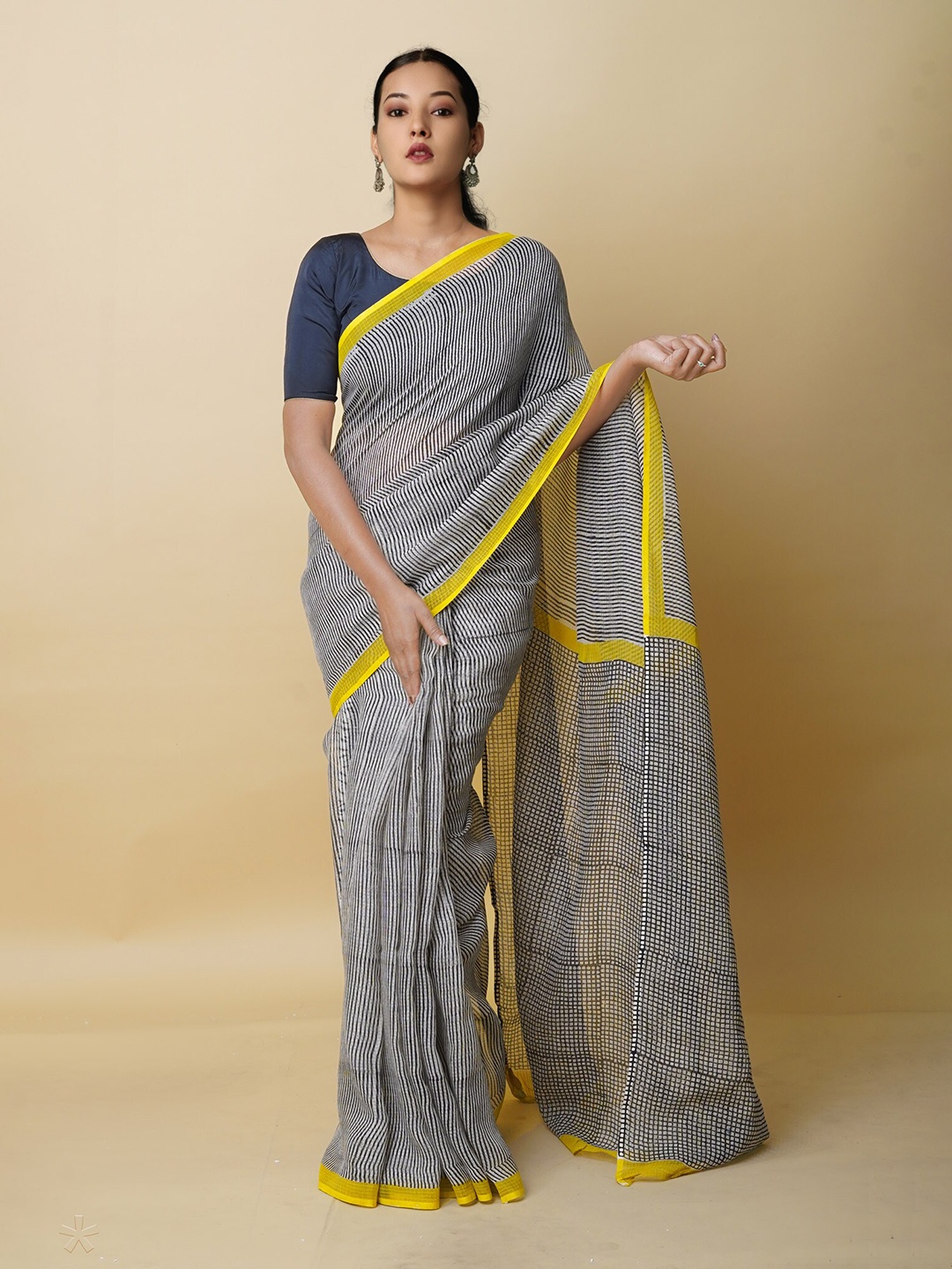 

Unnati Silks Striped Pure Cotton Kota Saree, Black