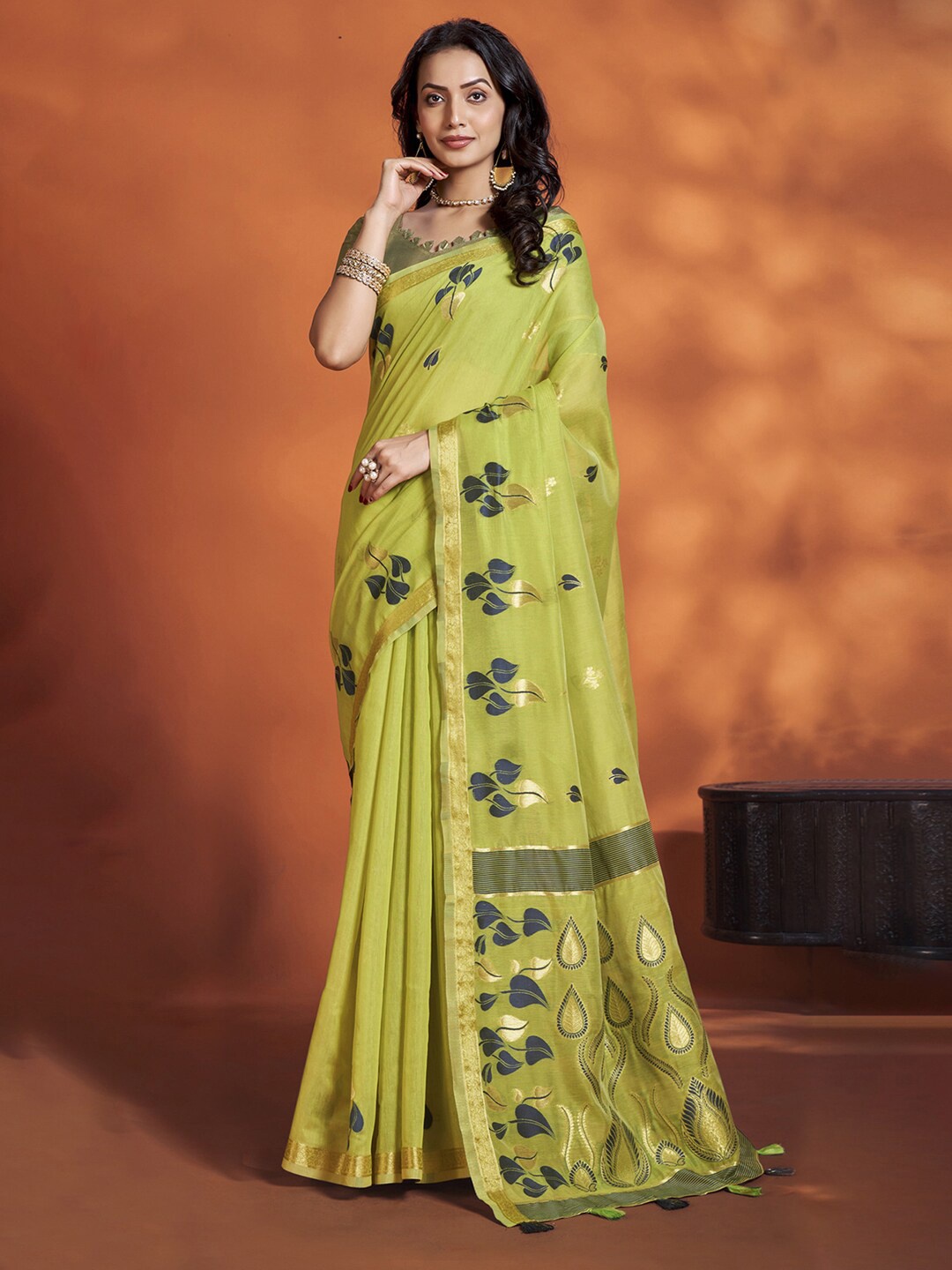 

Mitera Green Floral Woven Designed Zari Banarasi Saree