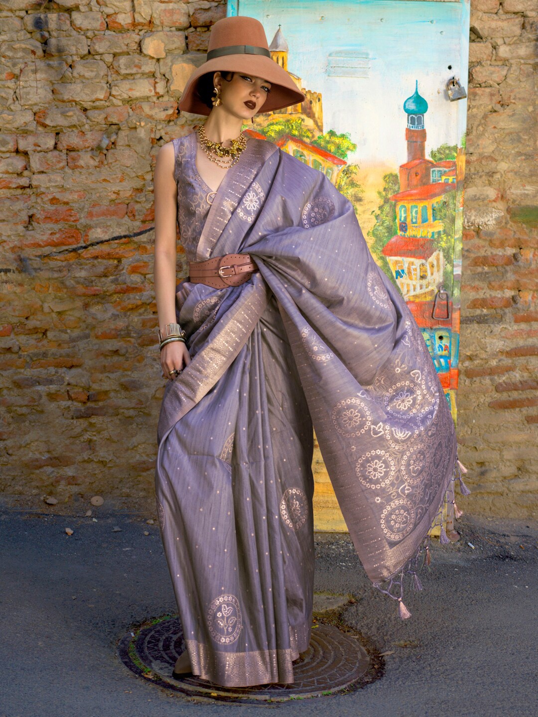 

Mitera Violet Ethnic Motifs Woven Design Zari Banarasi Saree