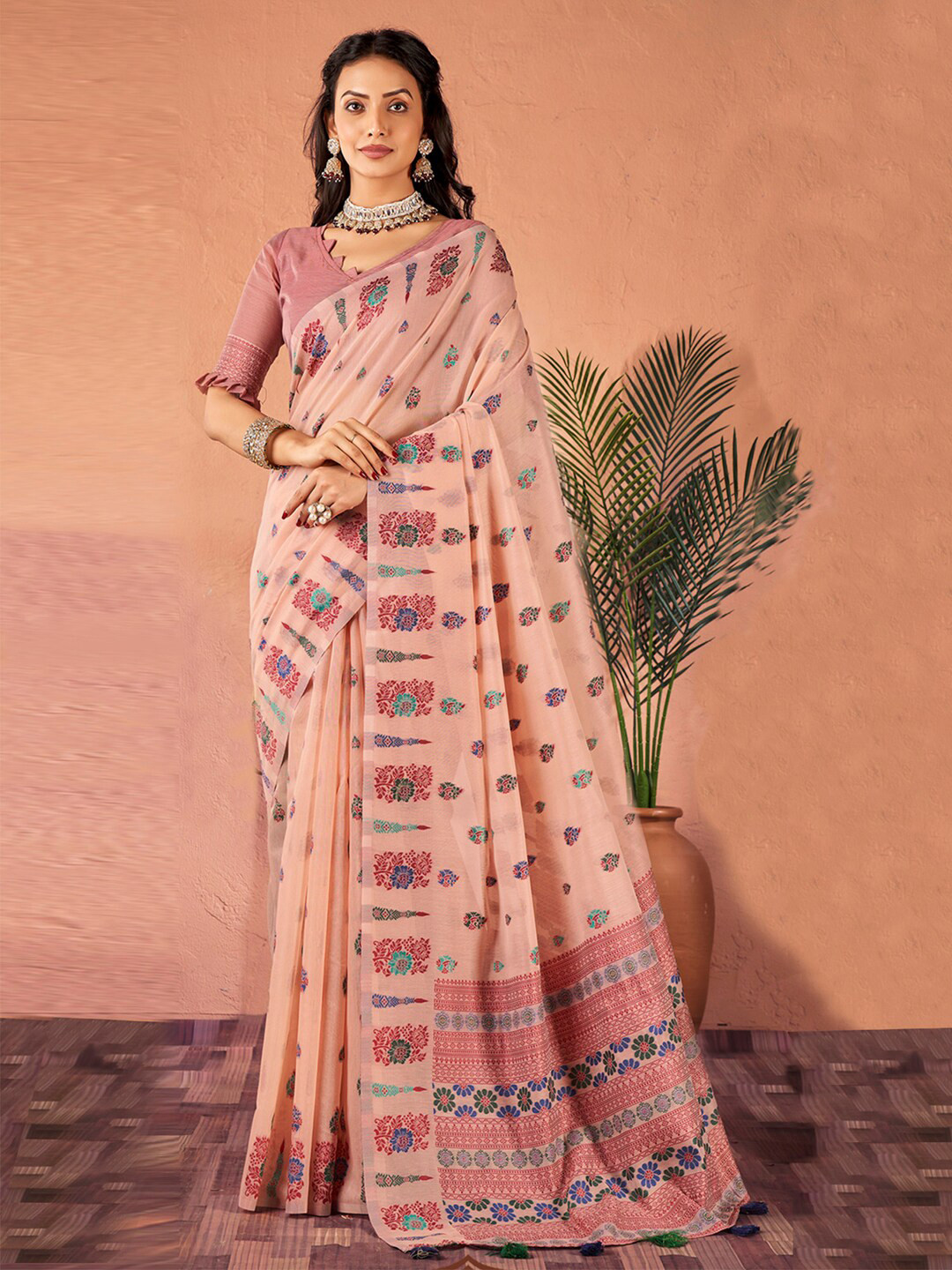 

Mitera Rose Ethnic Motifs Woven Design Silk Cotton Banarasi Saree, Rose gold