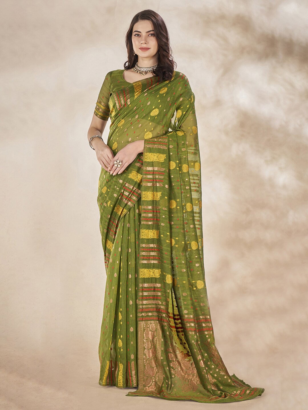 

Mitera Green Ethnic Motifs Woven Design Zari Banarasi Saree