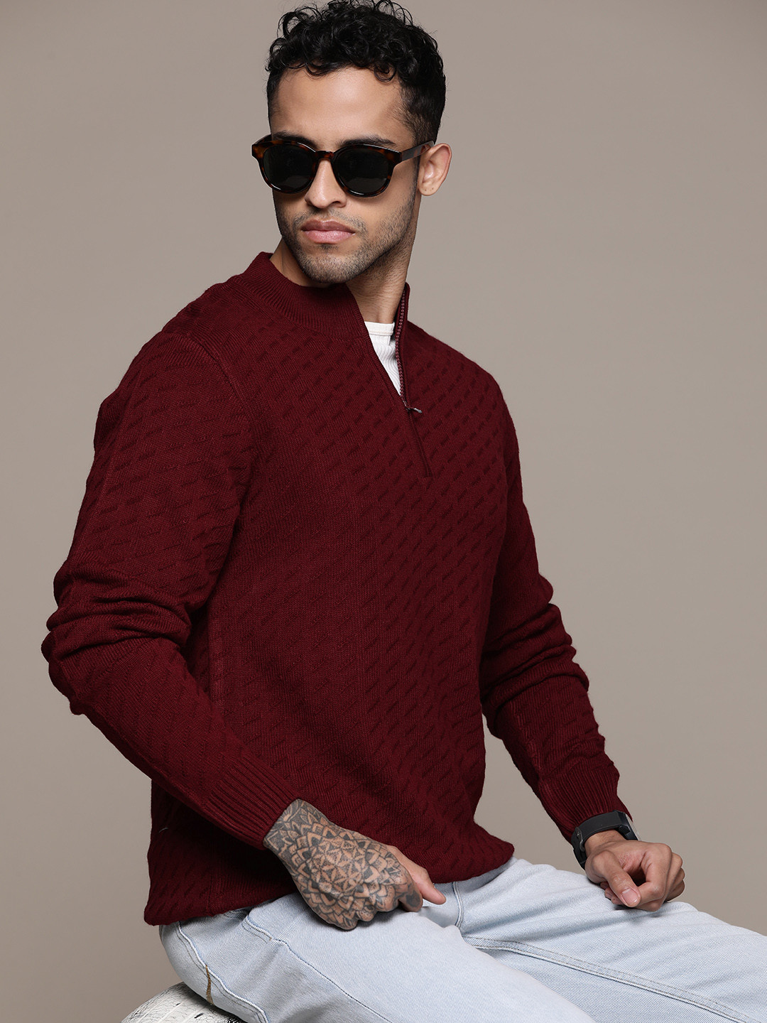

Roadster Men Pullover Sweater, Maroon