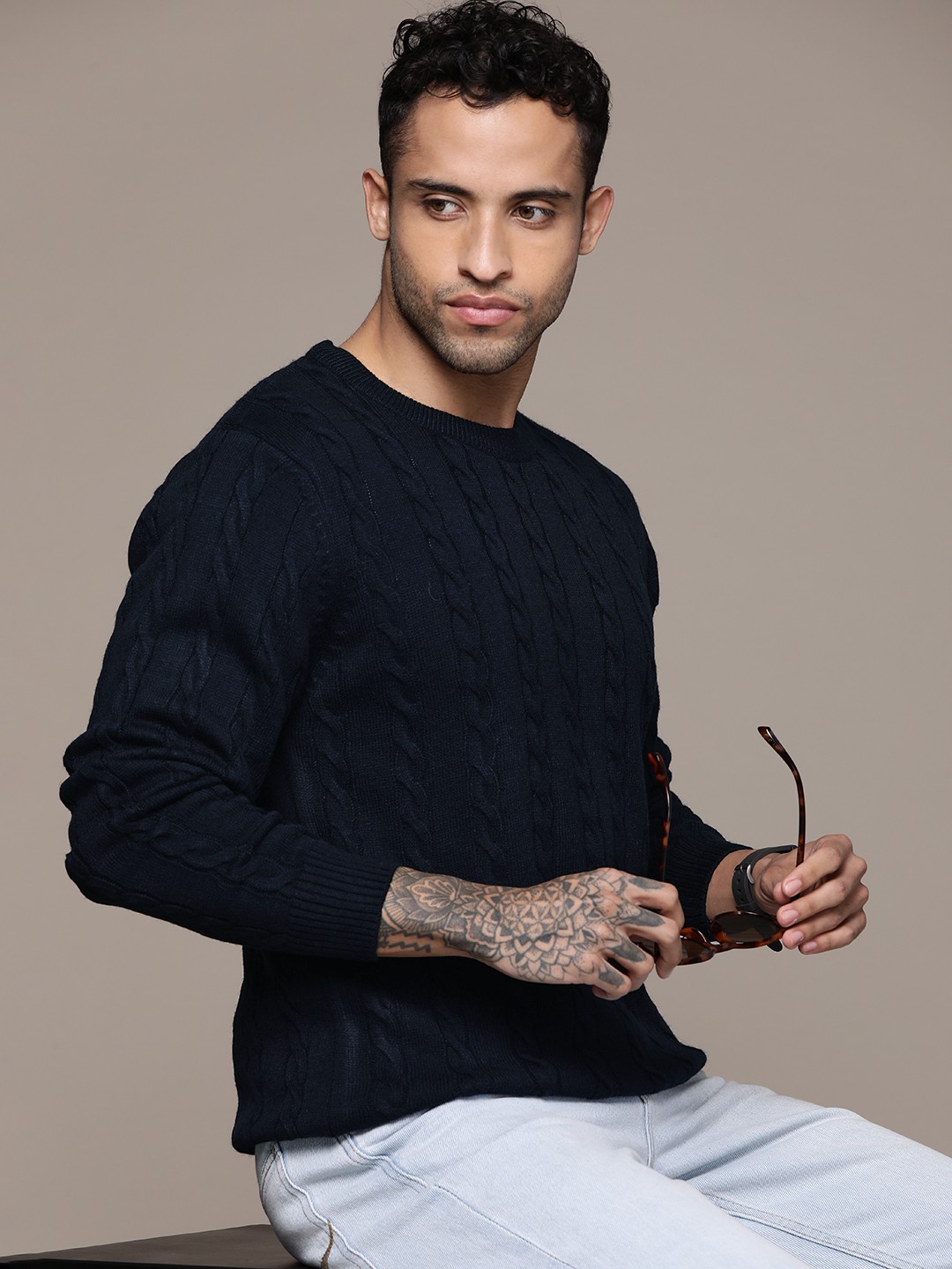 

Roadster Men Self Design Pullover Sweater, Navy blue