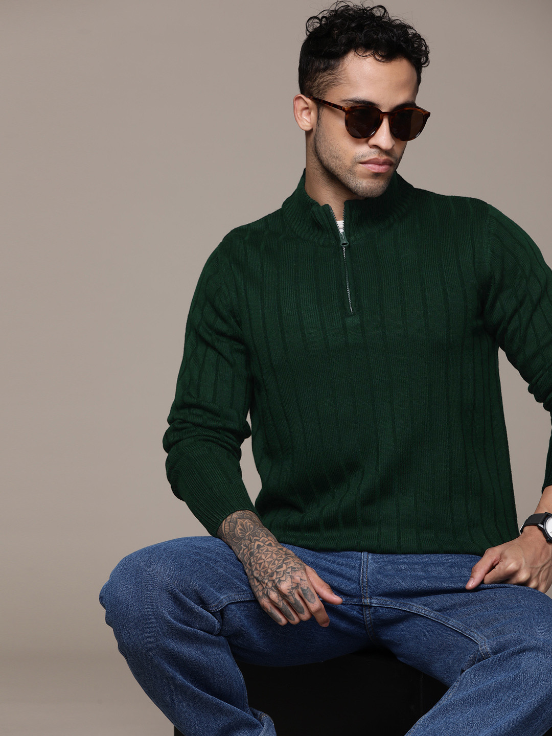 

Roadster Men Striped Pullover, Green