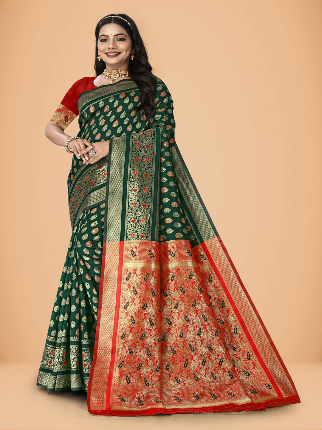 

MAHAMANTRA Ethnic Motifs Woven Design Zari Banarasi Saree, Green