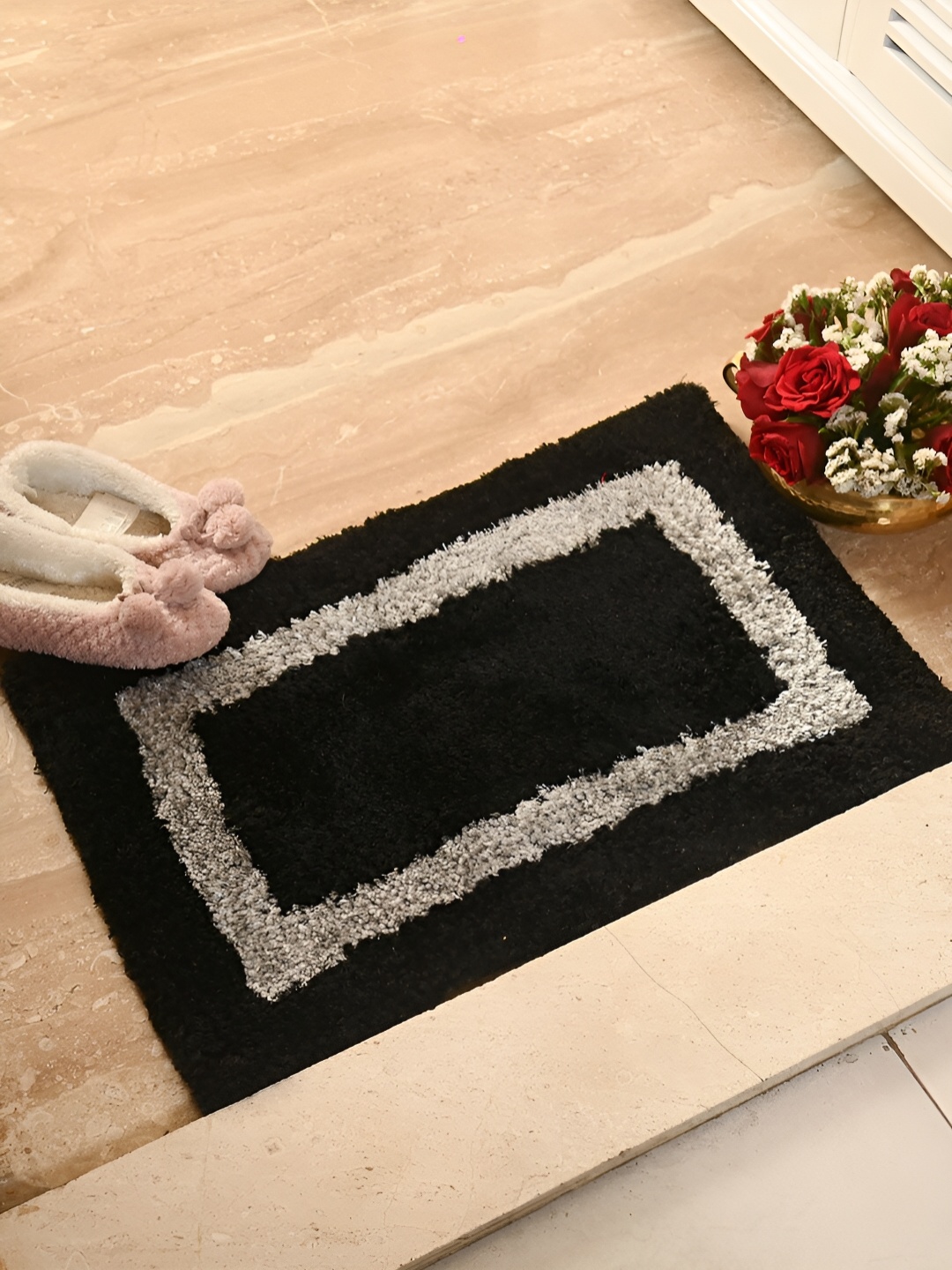 

FABURAA Black & Grey Rectangular Patterned Microfiber Anti Skid Doormats