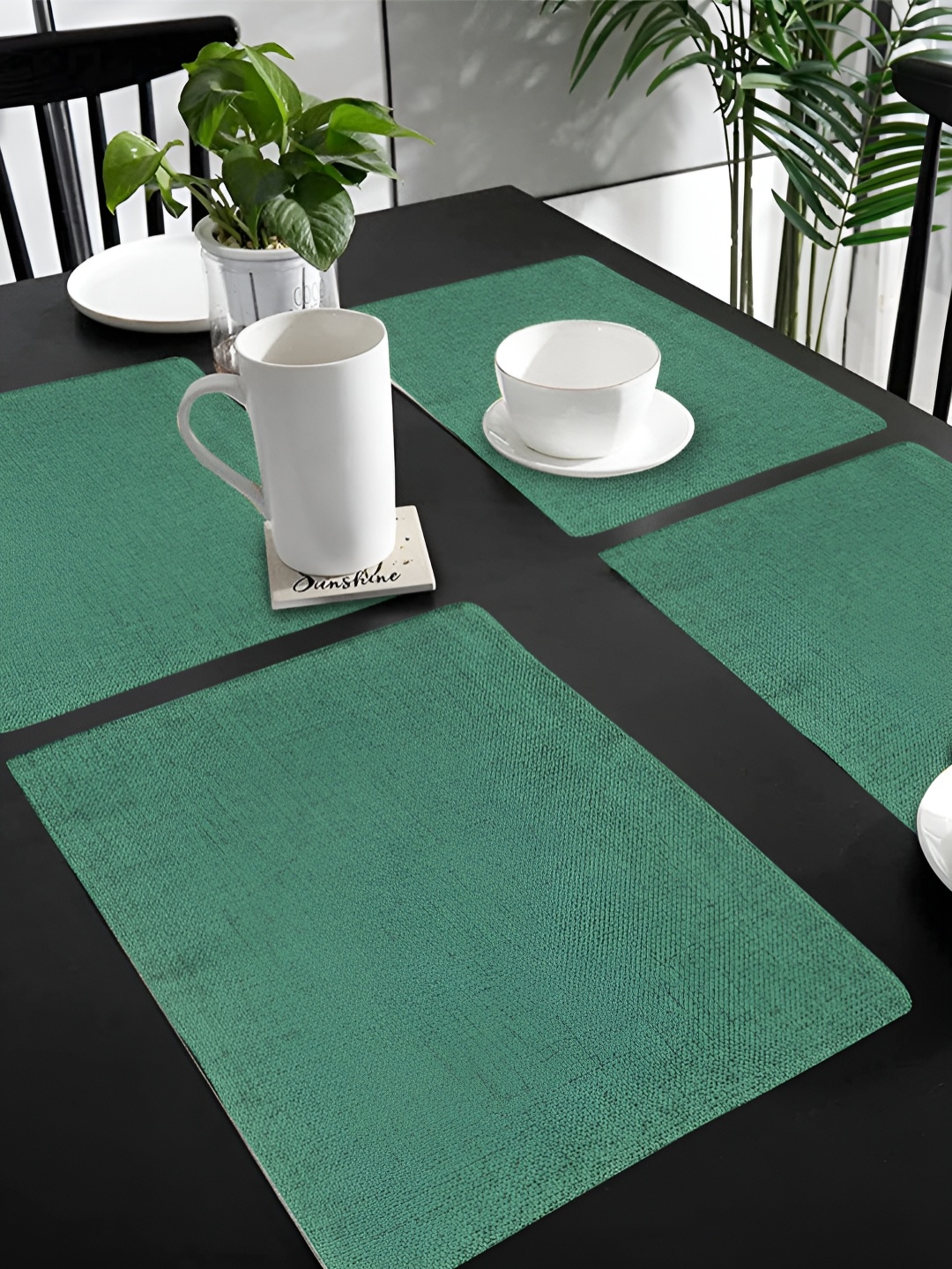 

FABURAA Green 6 Pieces Jute Rectangle Durable Table Placemats