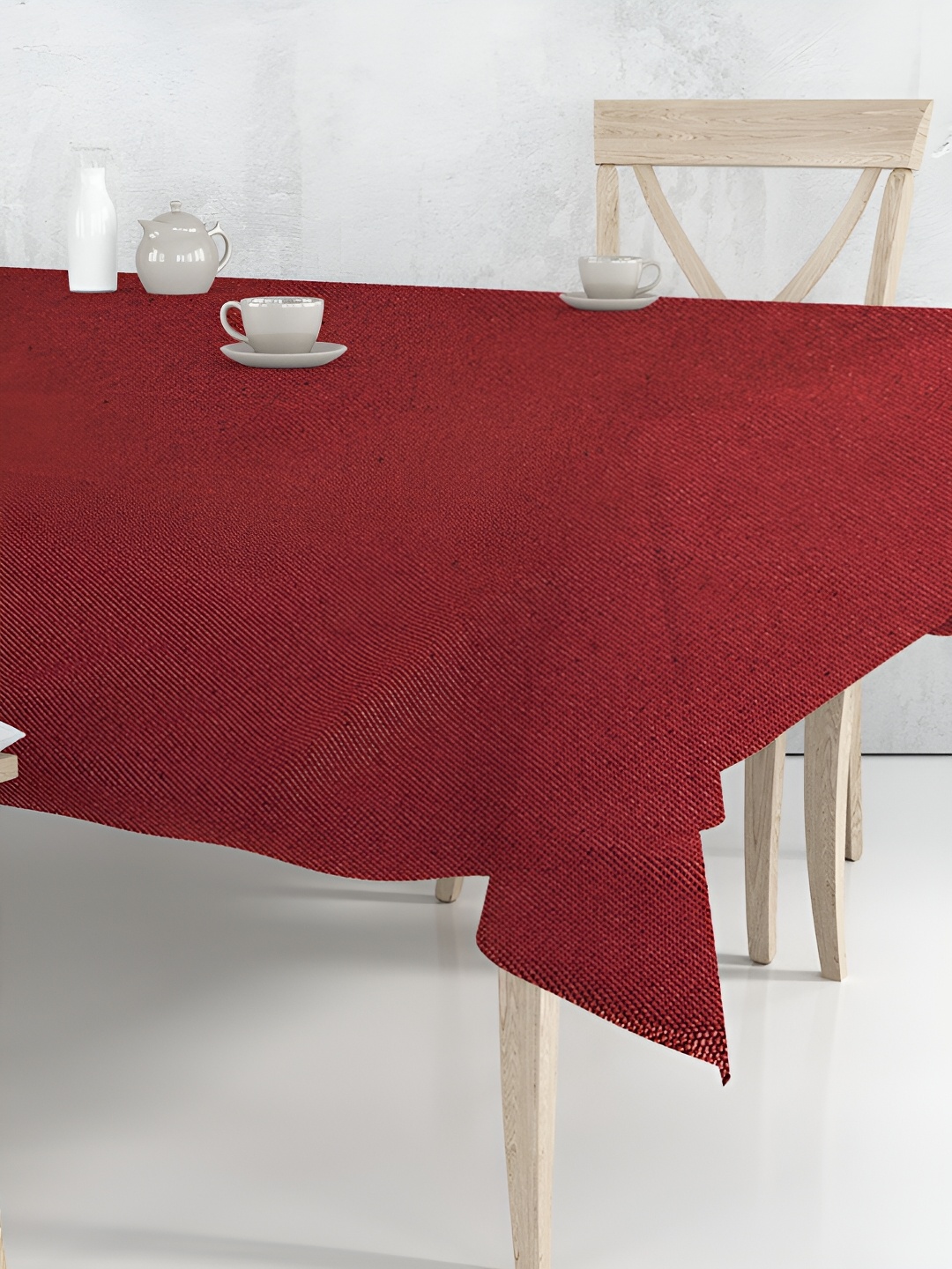 

FABURAA Red Anti-Slip Silk 4-Seater Table Cover
