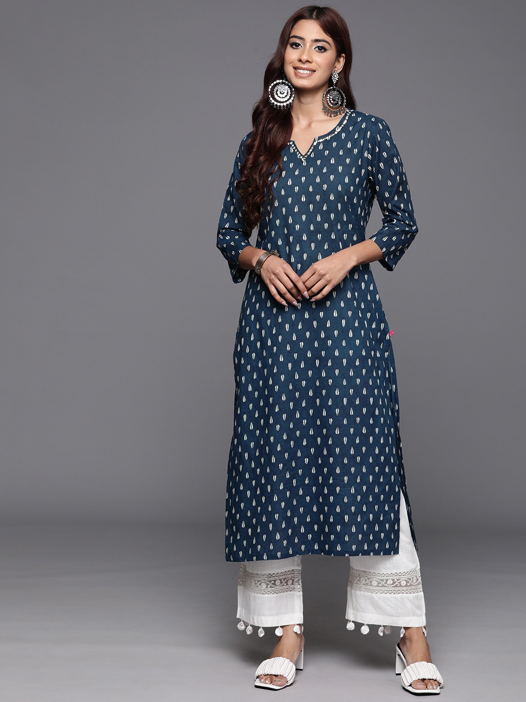 

Varanga Women Ethnic Motifs Printed Sequinned Indigo Kurta, Blue