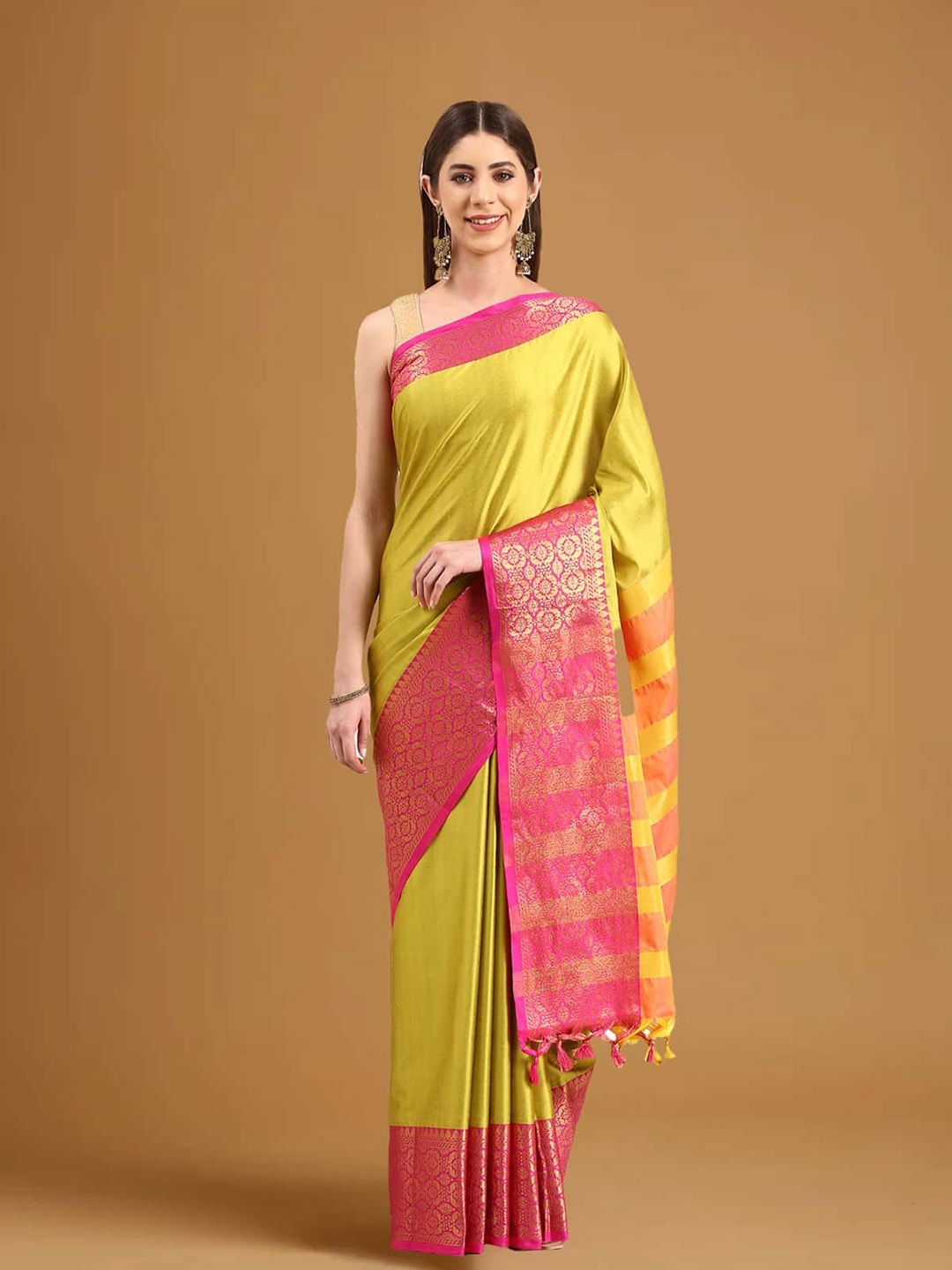 

Stylefables Zari Silk Blend Banarasi Saree, Yellow