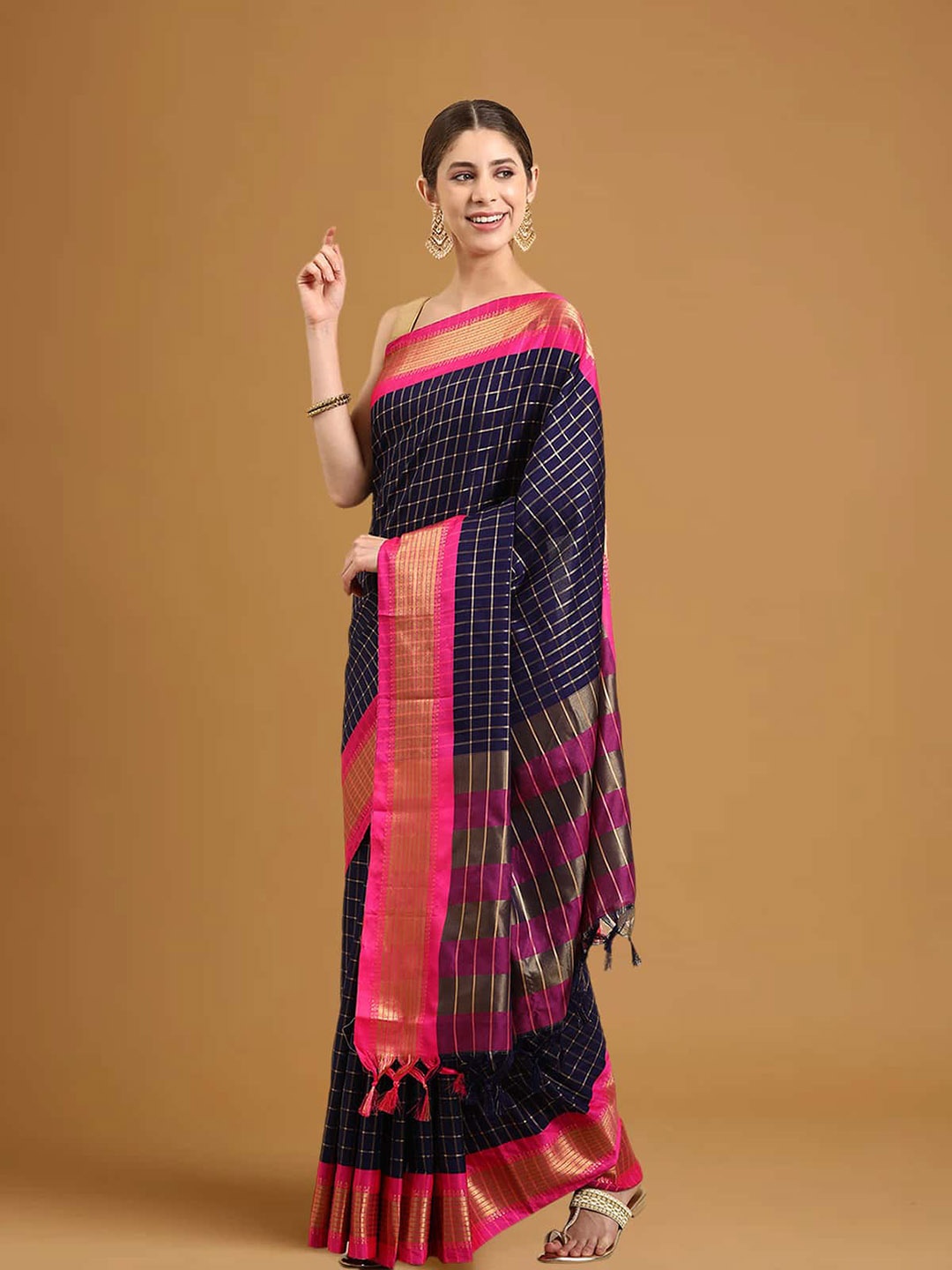 

Stylefables Striped Woven Design Zari Saree, Navy blue