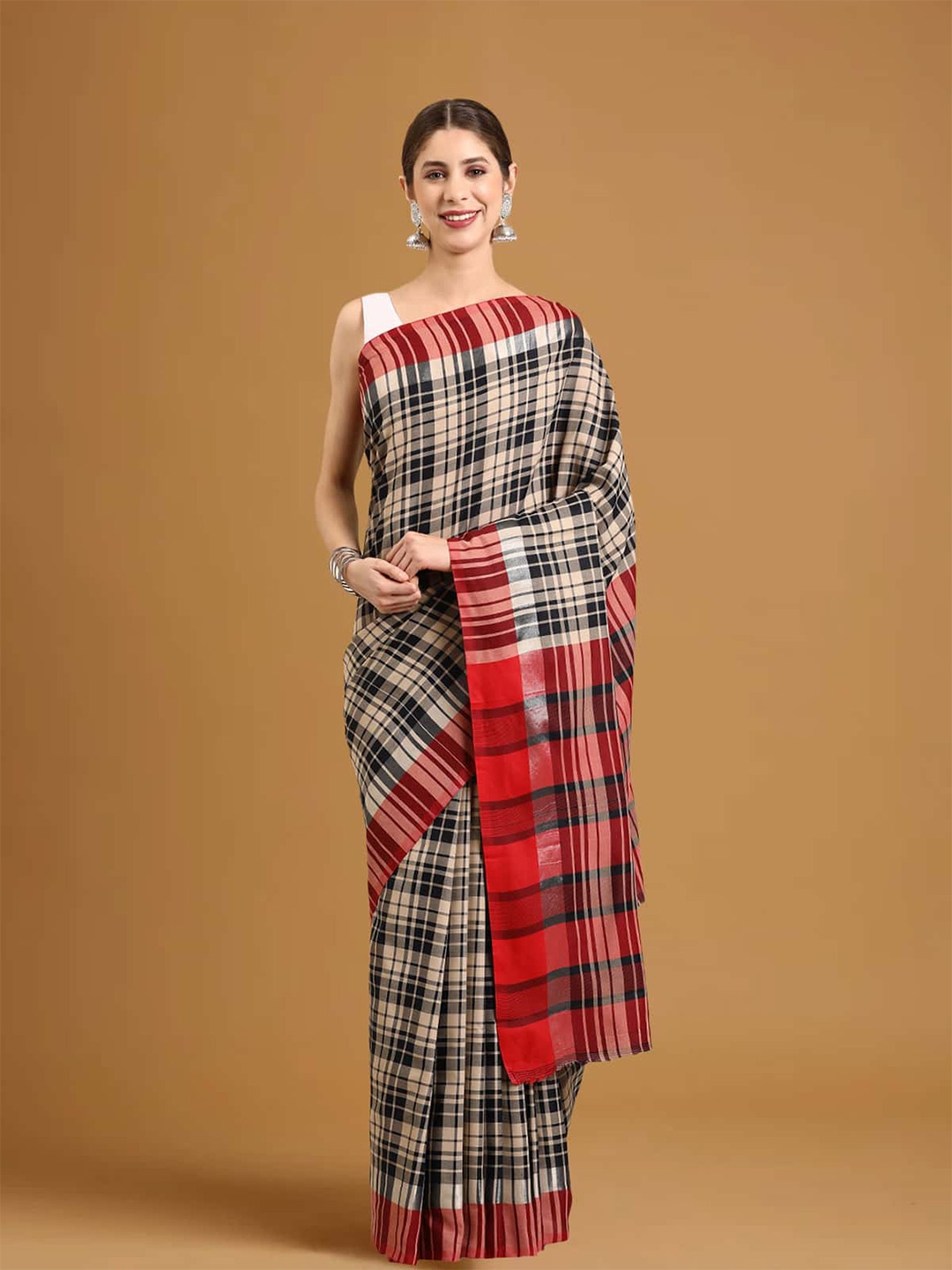 

Stylefables Checked Pure Cotton Saree, Red