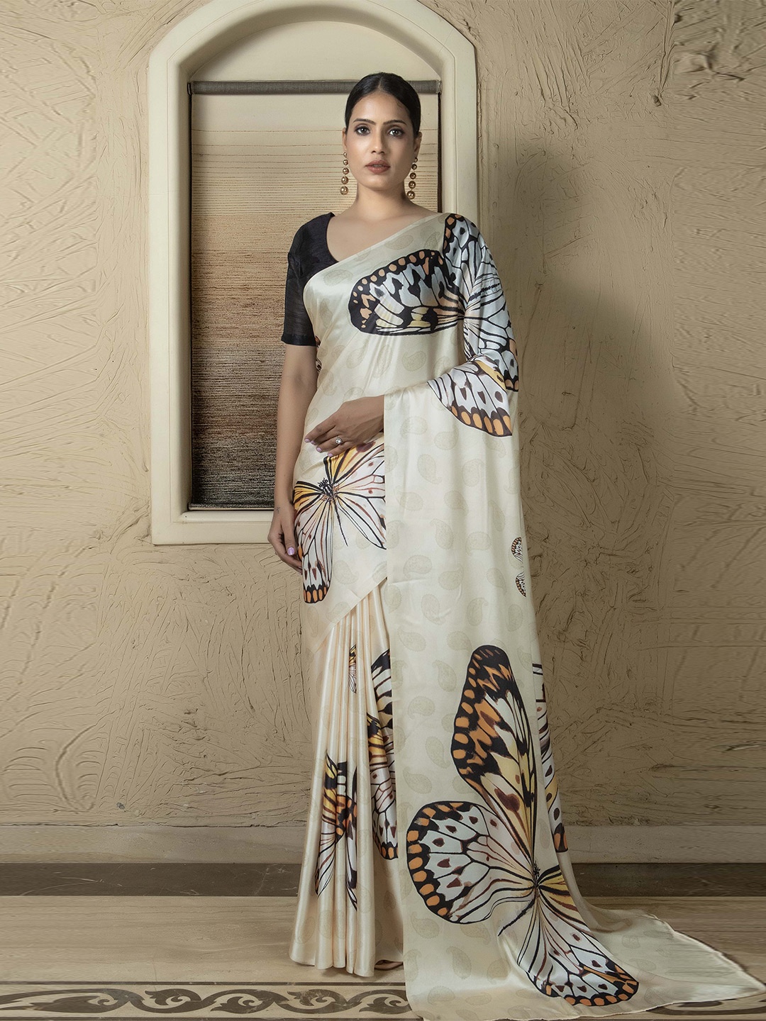

Stylefables Ethnic Motif Printed Satin Saree, Cream