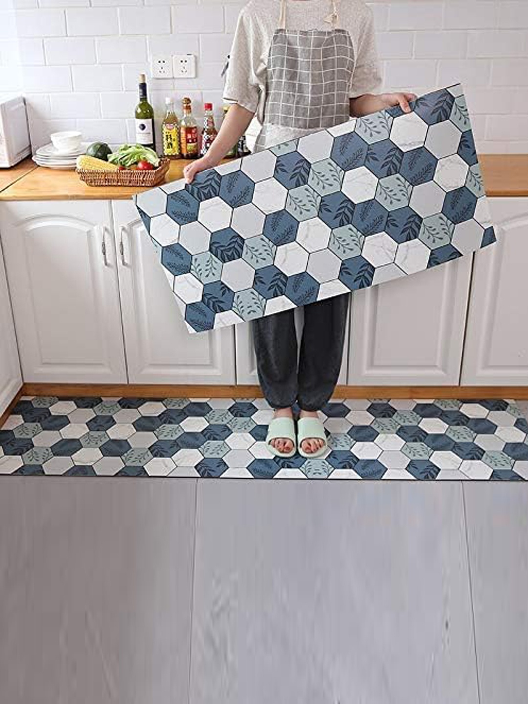 

HomeCloud Blue 2 Pcs Geometric-printed Non-Skid & Soft Absorbent Rubber Kitchen Mats