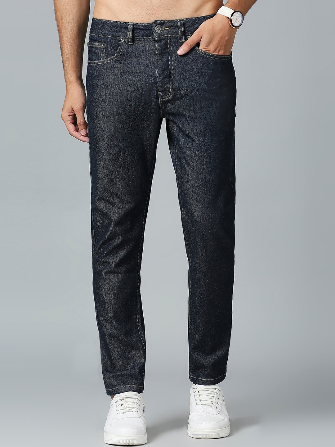 

The Roadster Lifestyle Co. Men Pure Cotton Tapered Fit Jeans, Navy blue