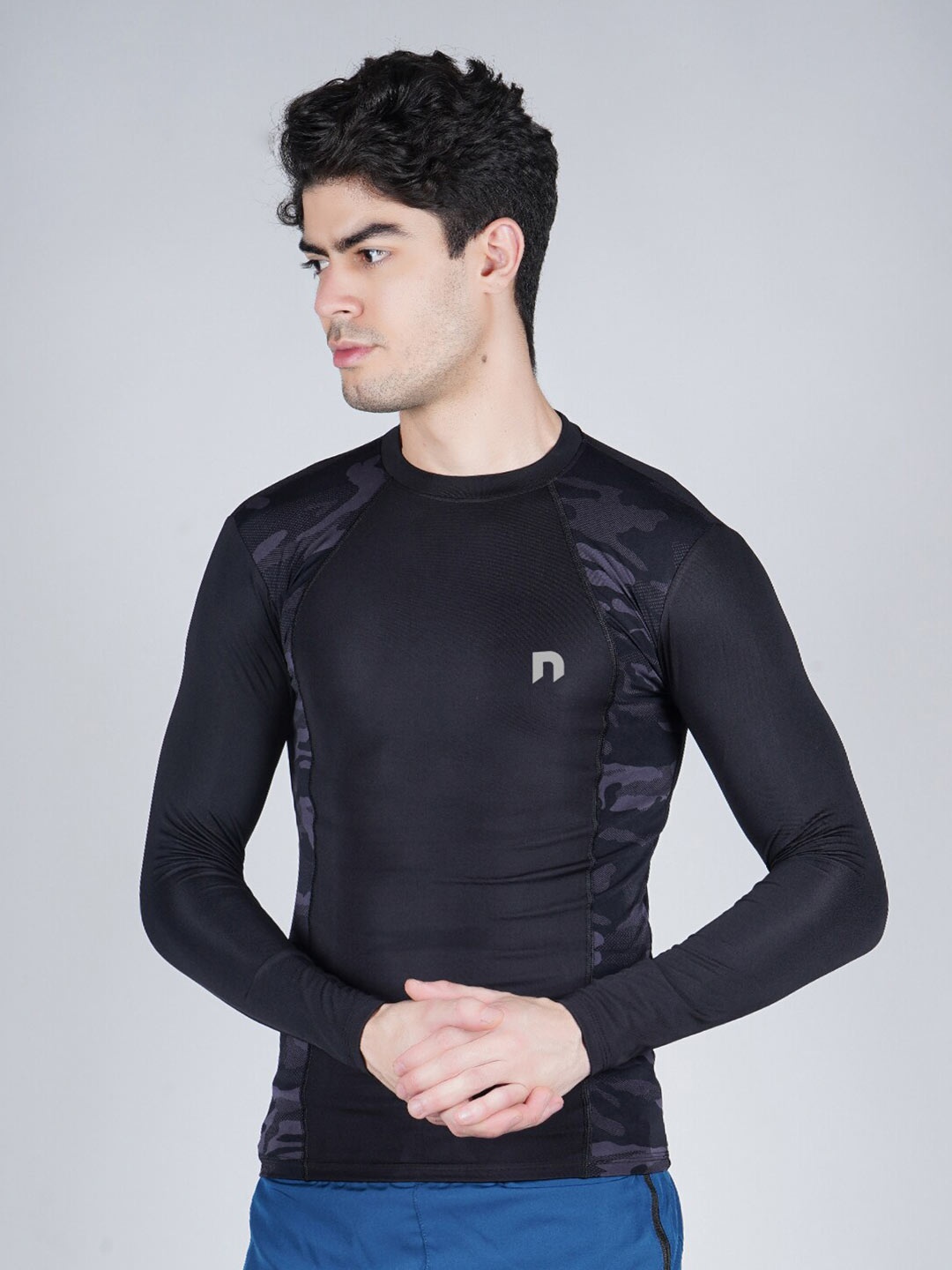 

NEVER LOSE Men Navy Blue Compression T-shirt