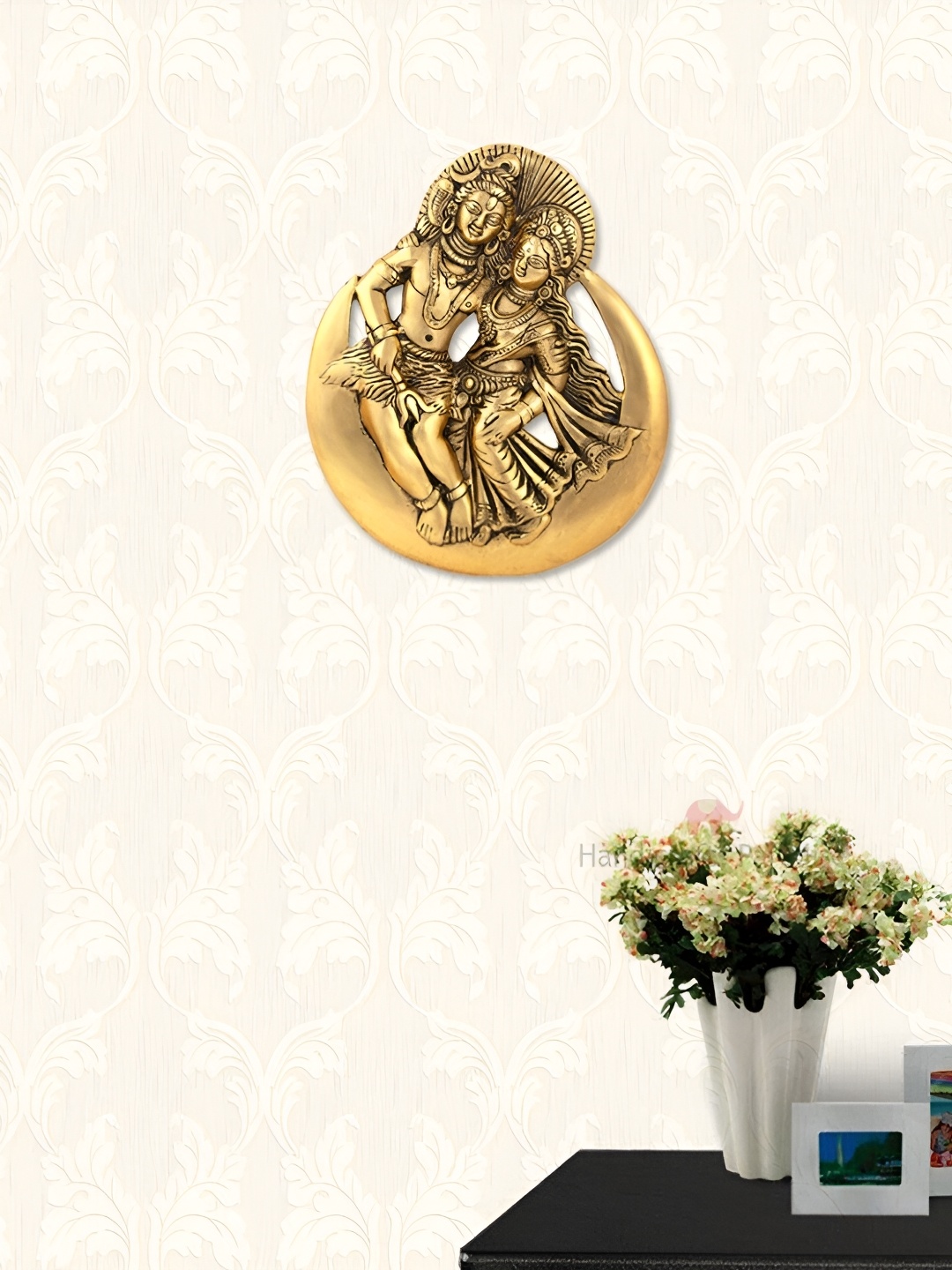 

HANDICRAFTS PARADISE Gold Toned Lord Shiv Parvati Engraved Metal Antique Wall Hanging