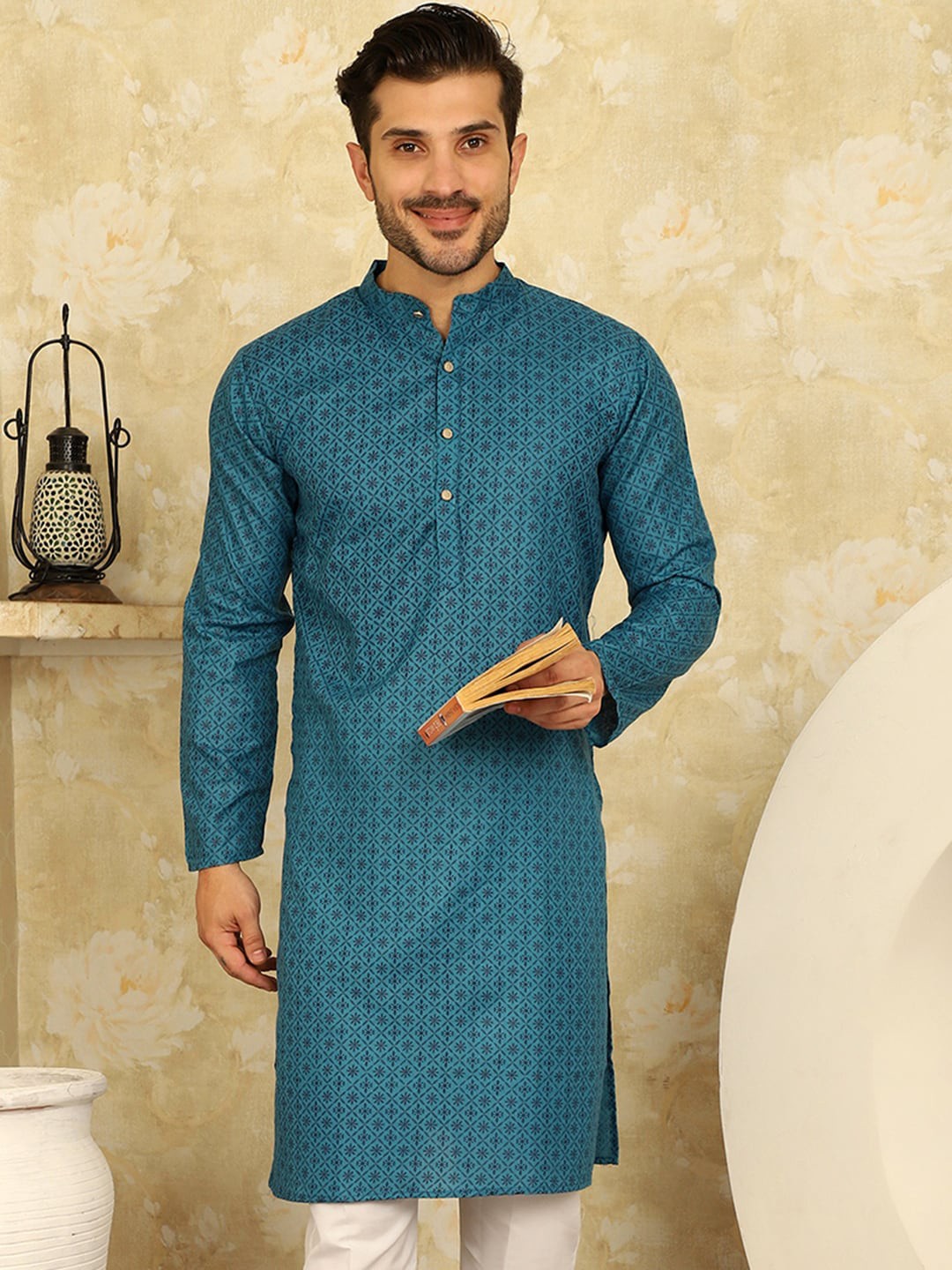 

Jompers Floral Printed Mandarin Collar Kurta, Blue