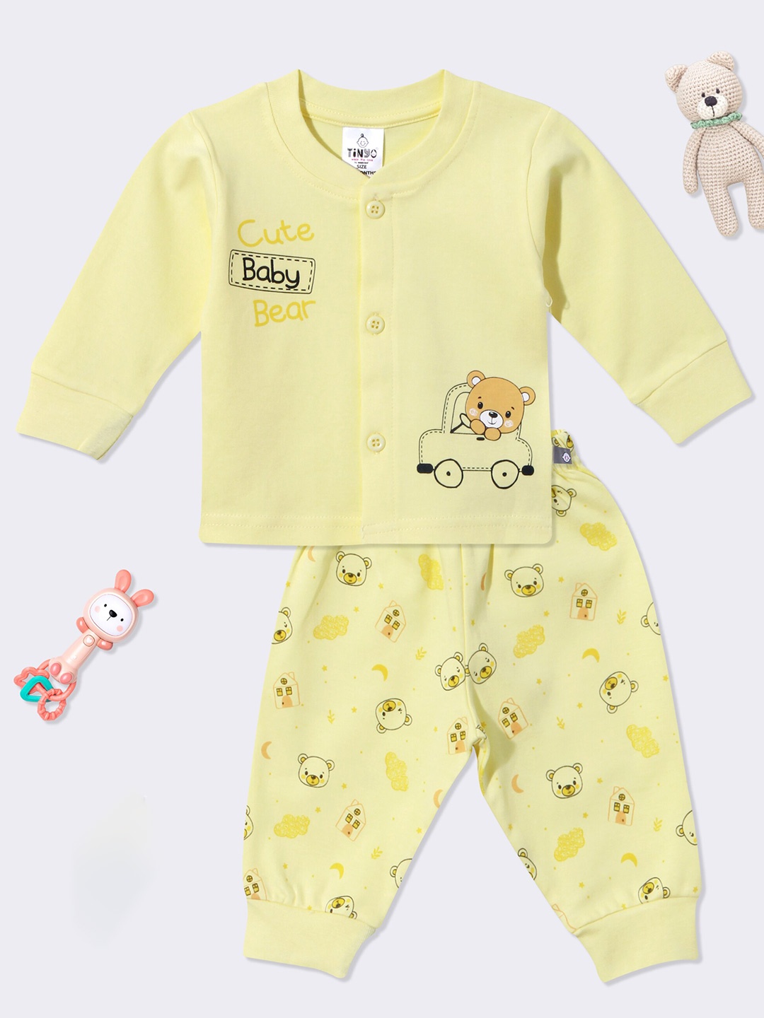 

Moms Love Boys Printed Pure Cotton T-shirt with Trousers, Yellow