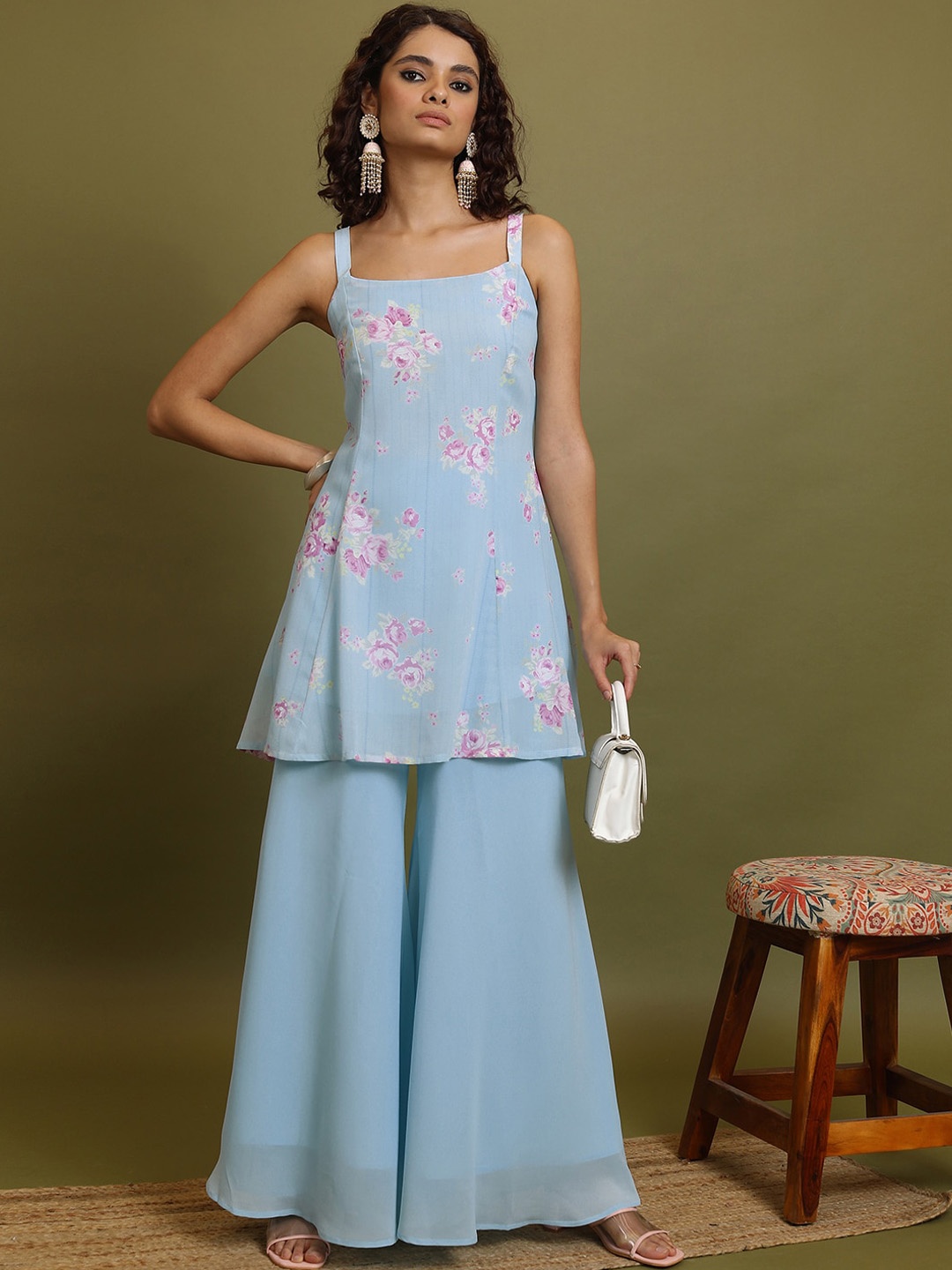 

Vishudh Floral Printed Top with Palazzos, Blue