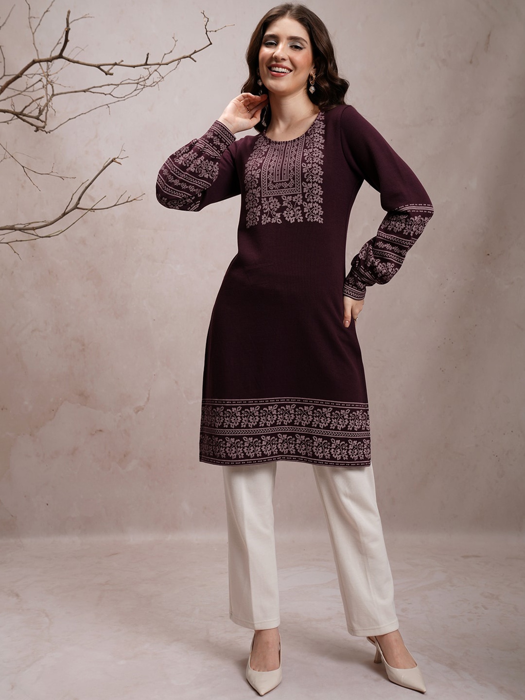 

Vishudh Winter Floral Printed Puff Sleeves Straight Kurta, Purple