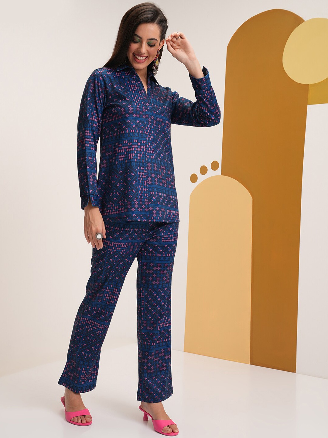 

Vishudh Navy Ethnic Motifs Printed Shirt Collar Shirt With Elasticated Trousers, Navy blue