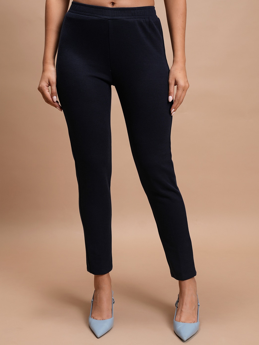 

Vishudh Winter Slim Fit Trousers, Navy blue