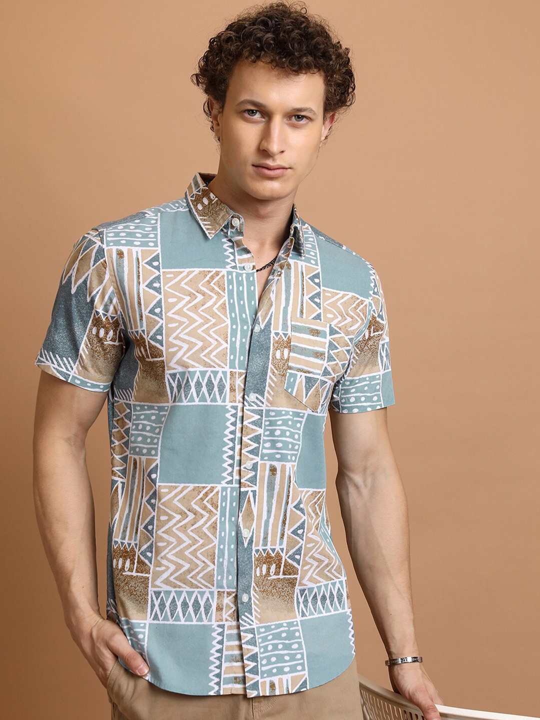 

HIGHLANDER Spread Collar Slim Fit Geometric Printed Casual Cotton Shirt, Blue