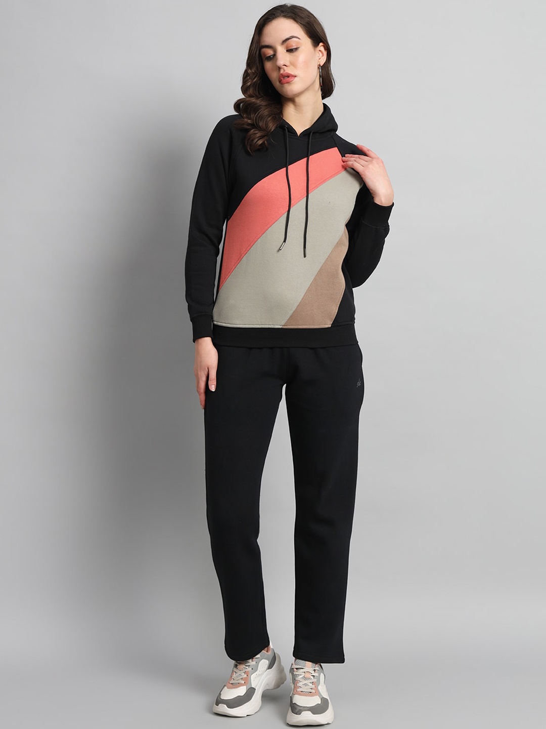 

ANTI CULTURE Women Colourblocked Mid-Rise Fleece Tracksuits, Black
