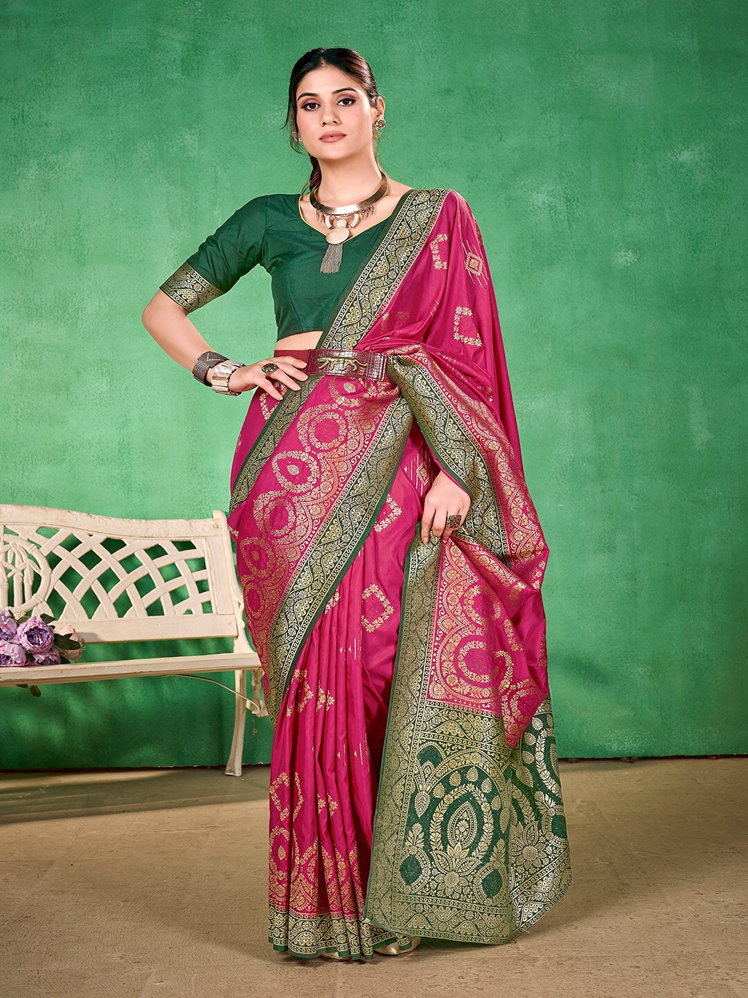 

Kalapushpi Pink Silk Blend Banarasi Saree