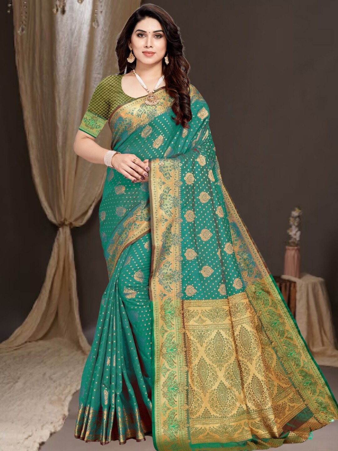

MAGMINA Ethnic Motifs Woven Design Zari Kanjeevaram Saree, Turquoise blue