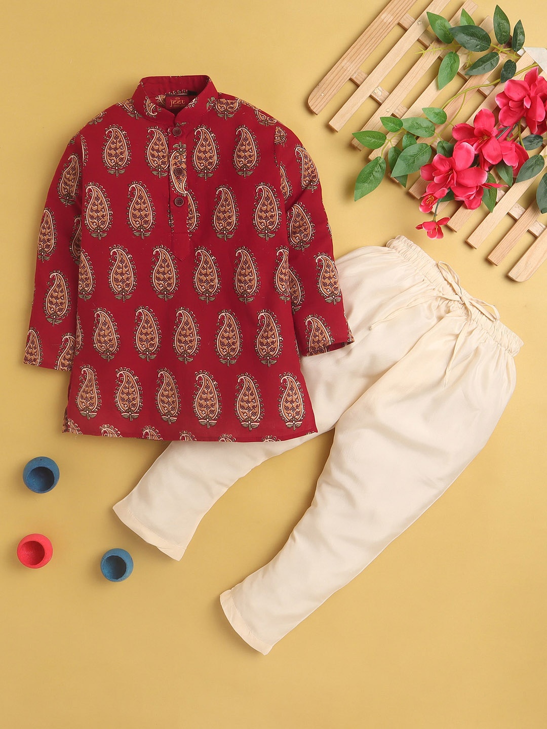 

Jeetethnics Boys Ethnic Motifs Printed Kurta With Trousers, Red