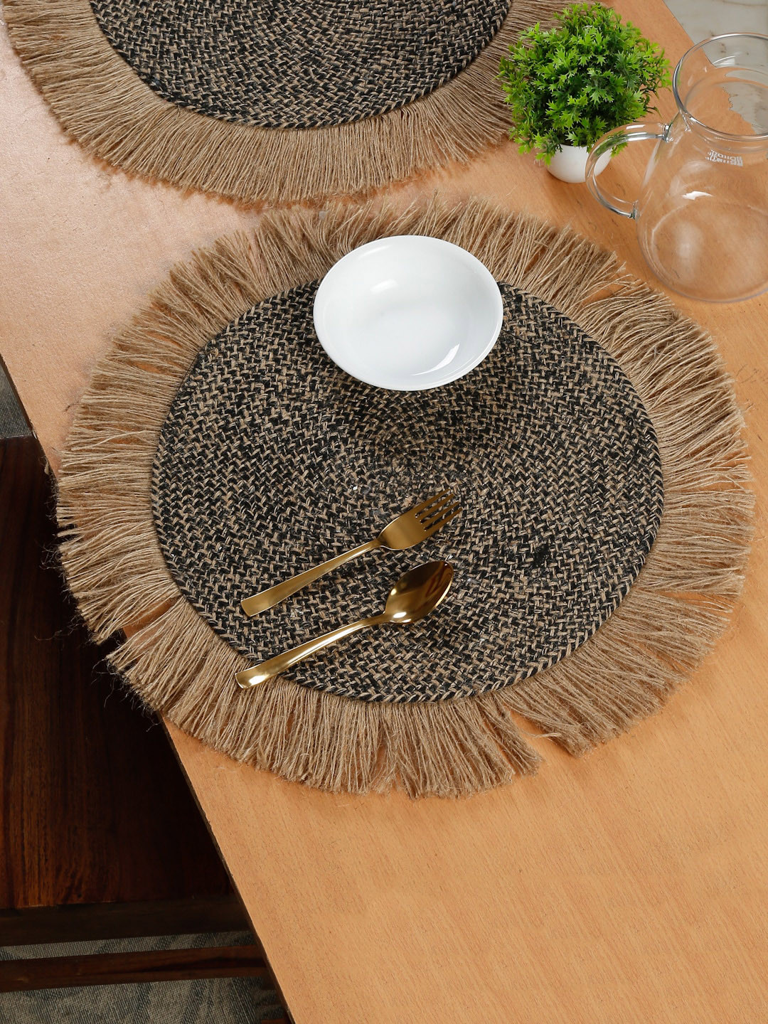 

HOSTA HOMES 2-Pcs Black & Beige Self-Design Reversible Table Placemats