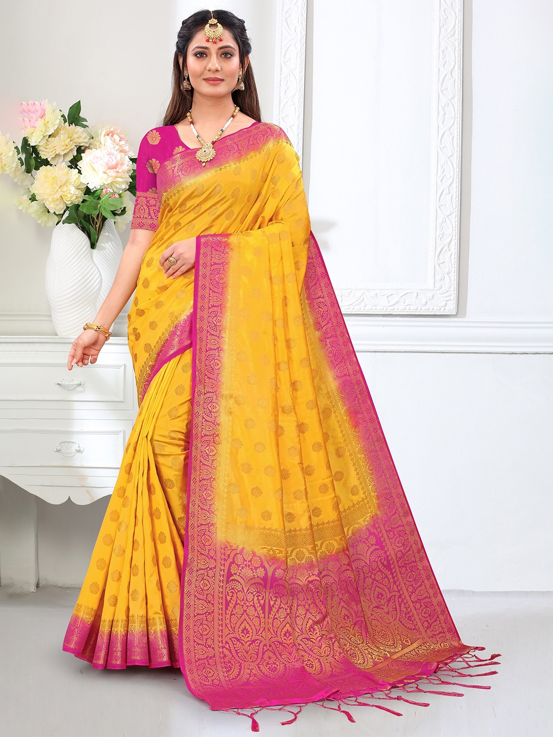 

TIEXA Ethnic Motifs Woven Design Zari Pure Silk Banarasi Saree, Yellow