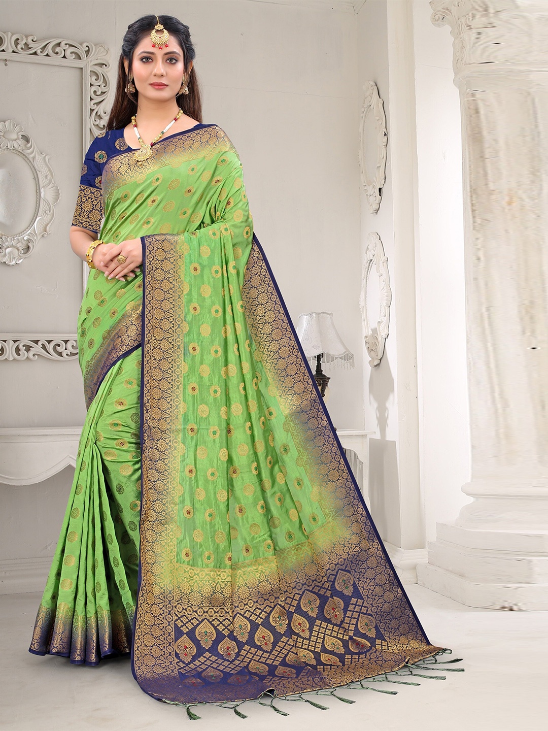 

TIEXA Ethnic Motifs Woven Design Zari Pure Silk Banarasi Saree, Green